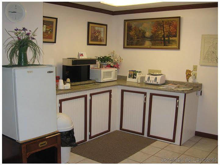 Red Carpet Inn And Suites Plymouth Rum bild
