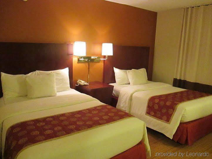 Red Carpet Inn And Suites Plymouth Exteriör bild